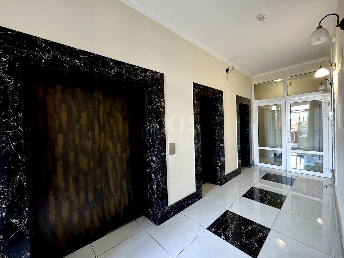 3k apartment vul. Staronavodnyc'ka 6Б629229