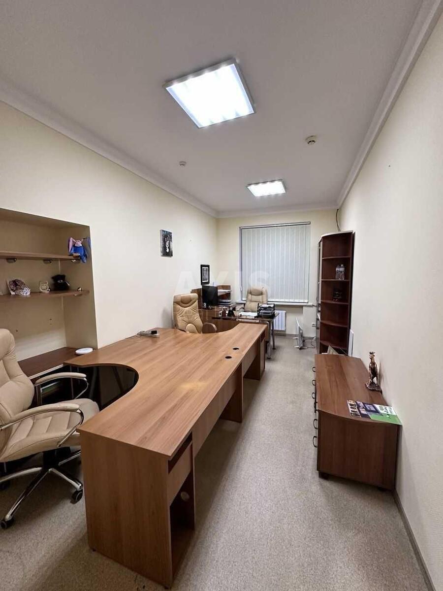 Office vul. Starokyi'vs'ka 8/12, 168m2491423