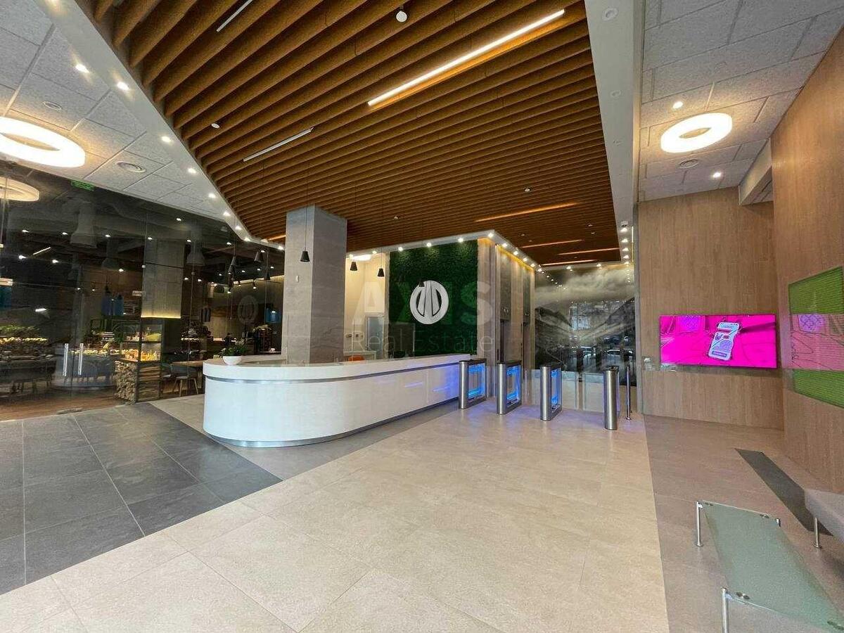 Office vul. Jaroslavs'ka 58, 604m28