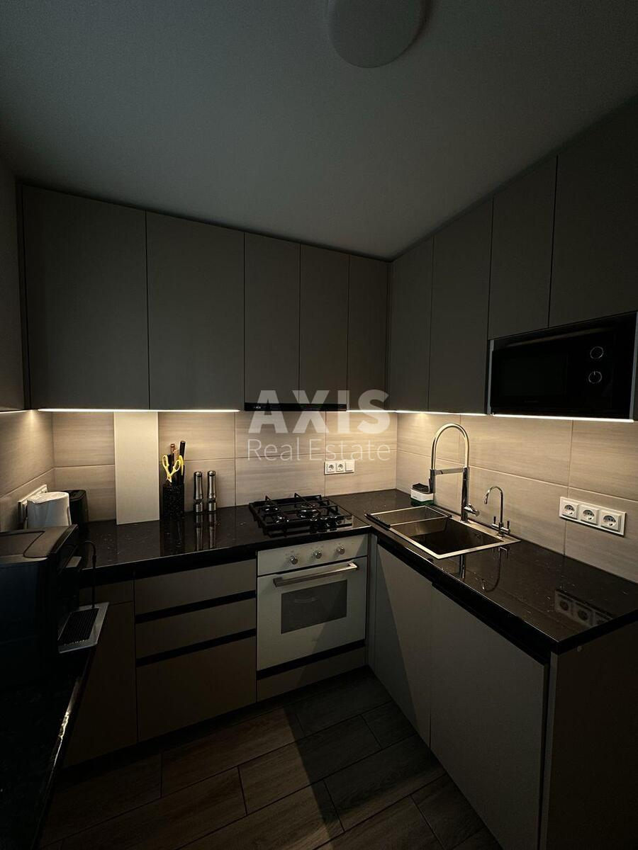 2к квартира Олега Мудрака ул. 41630611