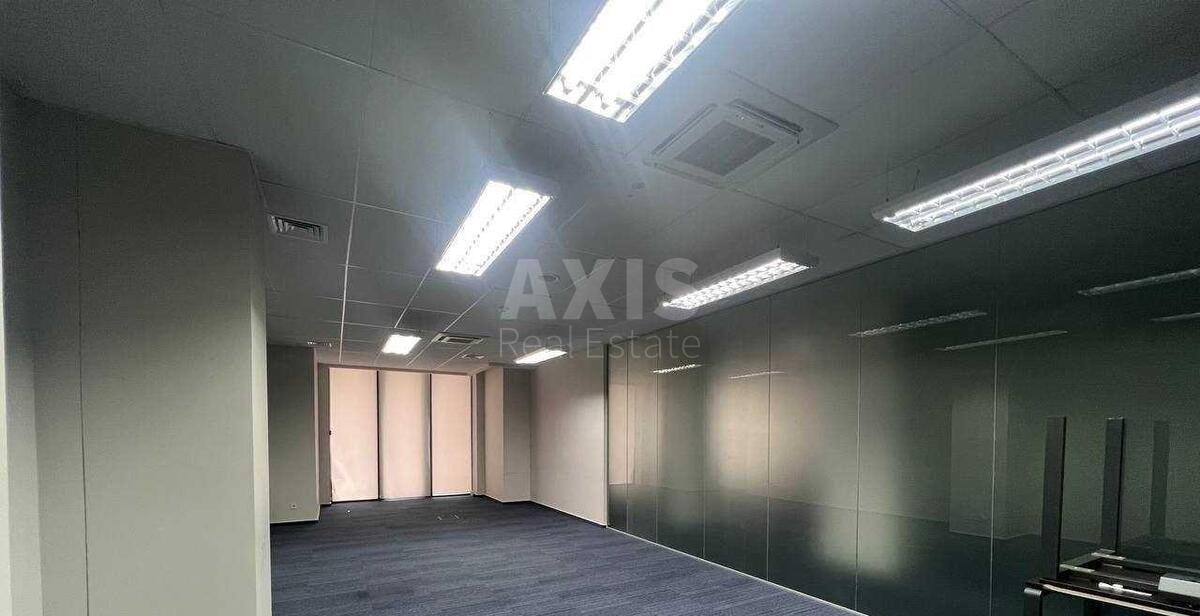 Office vul. Antonovycha 118, 960m22