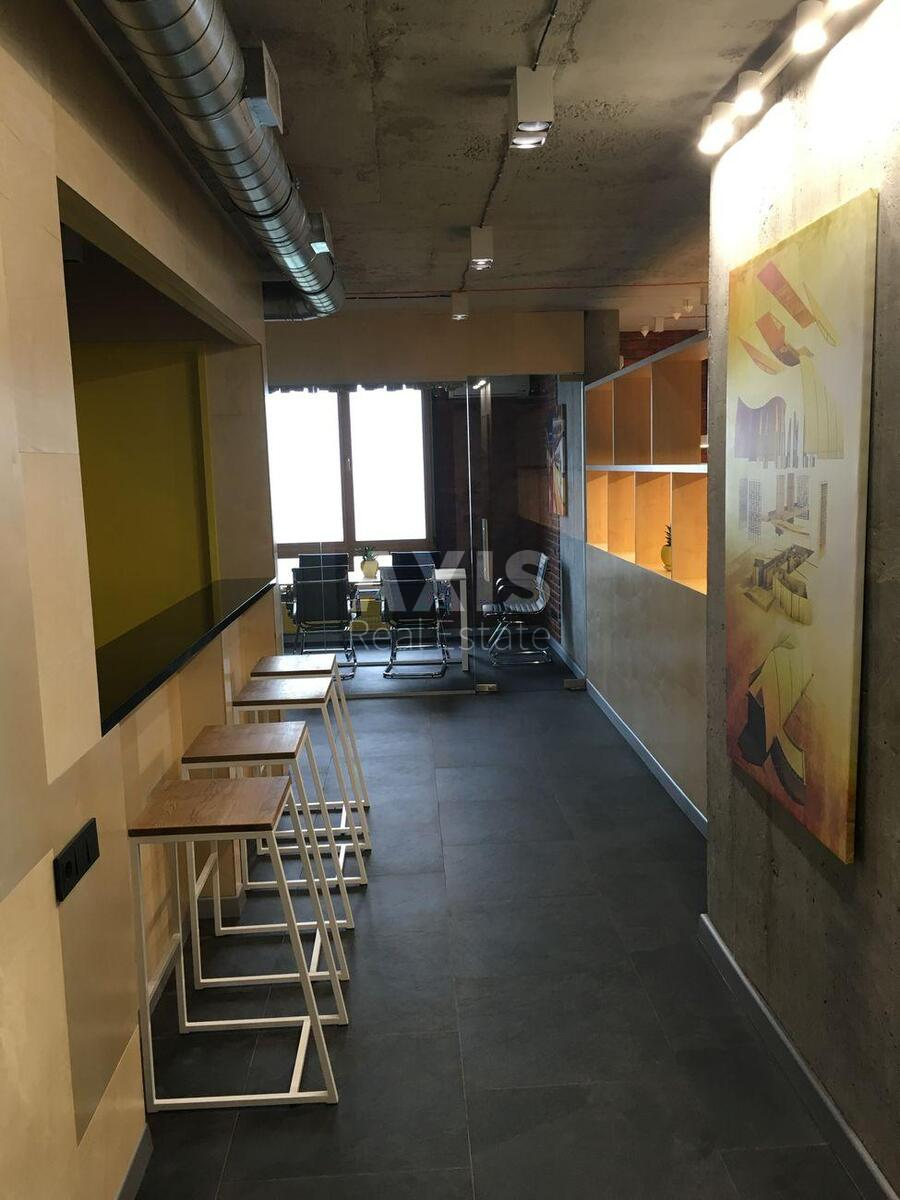 Office vul. Sikors'kogo Igorja Aviakonstruktora 1Б, 90m2573964