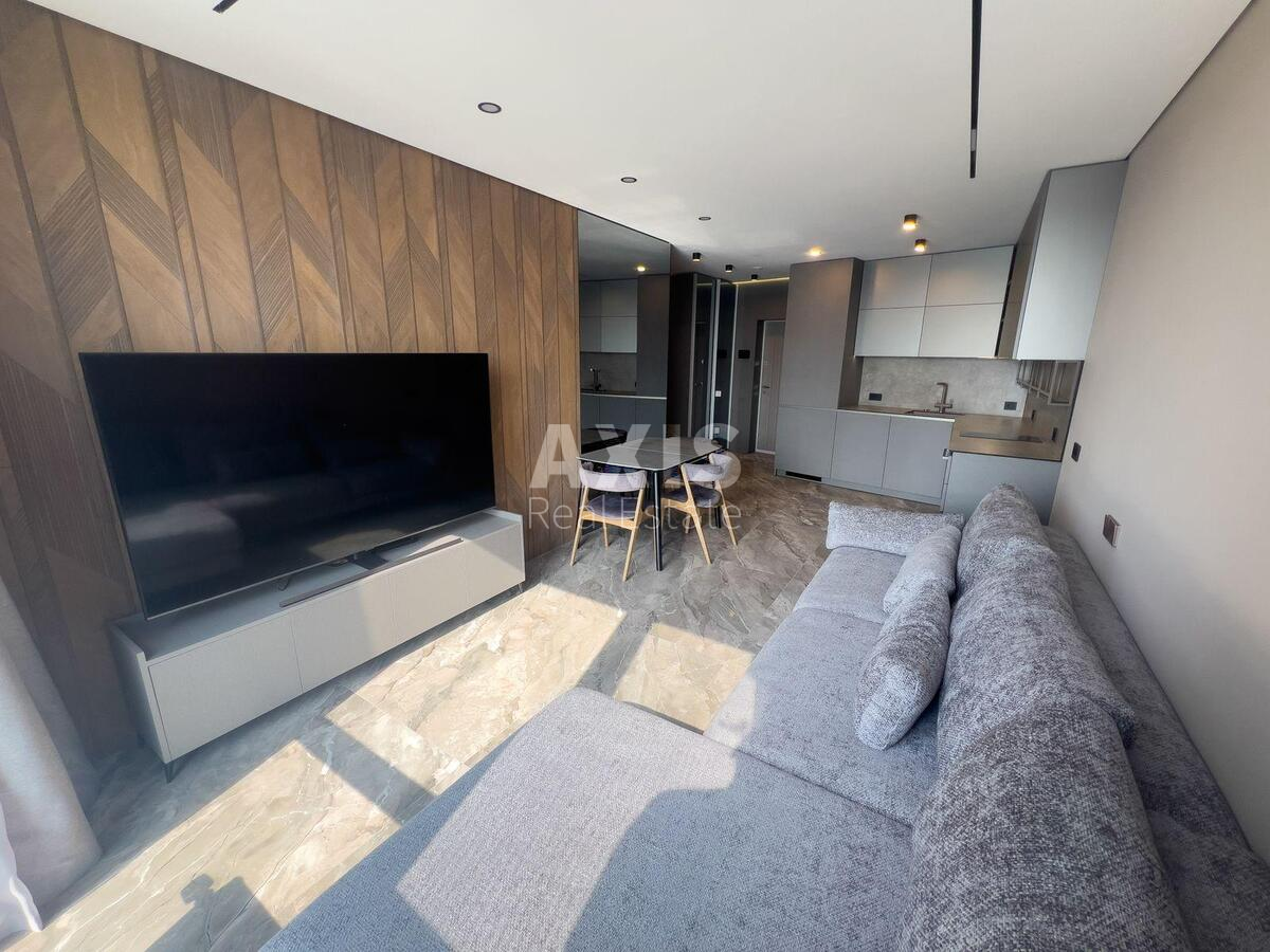 1k apartment nab. Dniprovs'ka 15Ж1