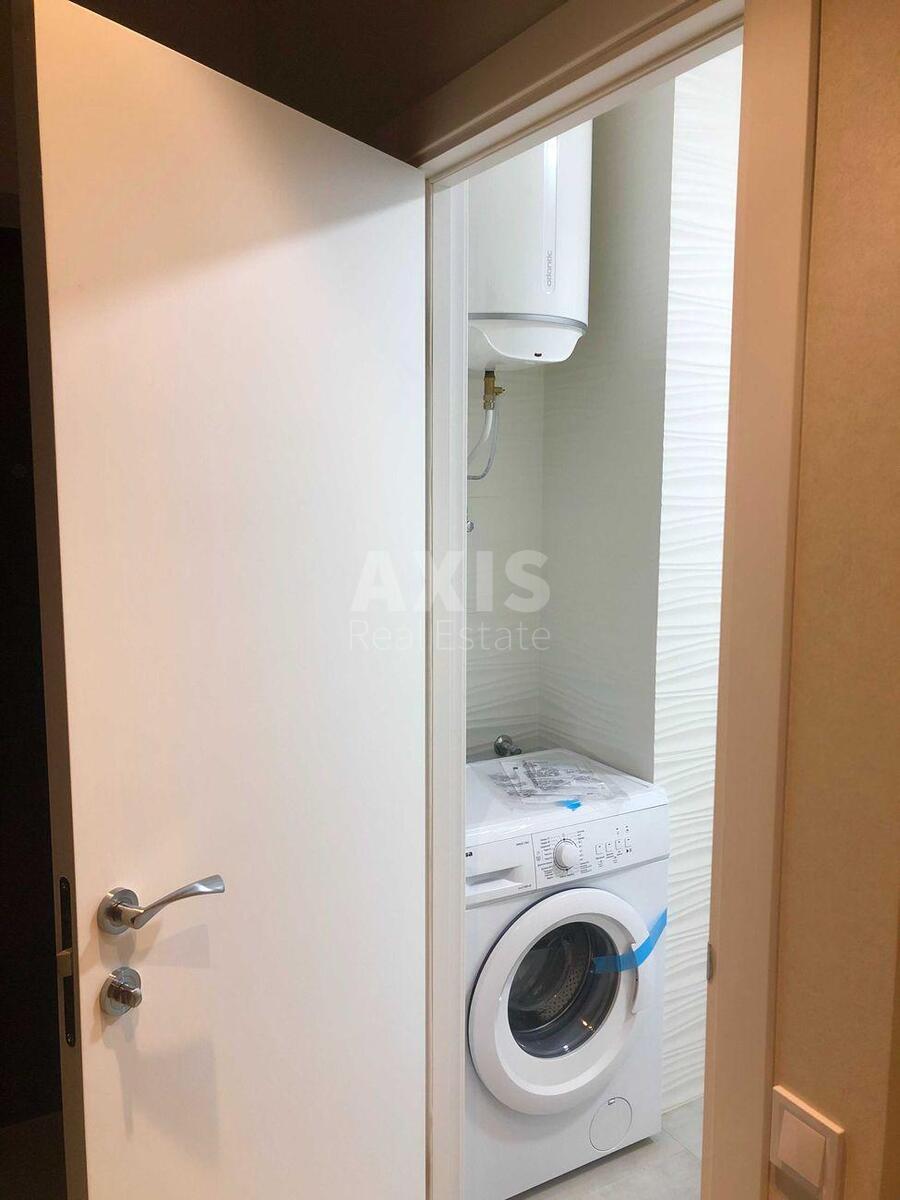 1k apartment vul. Novopol'ova 25