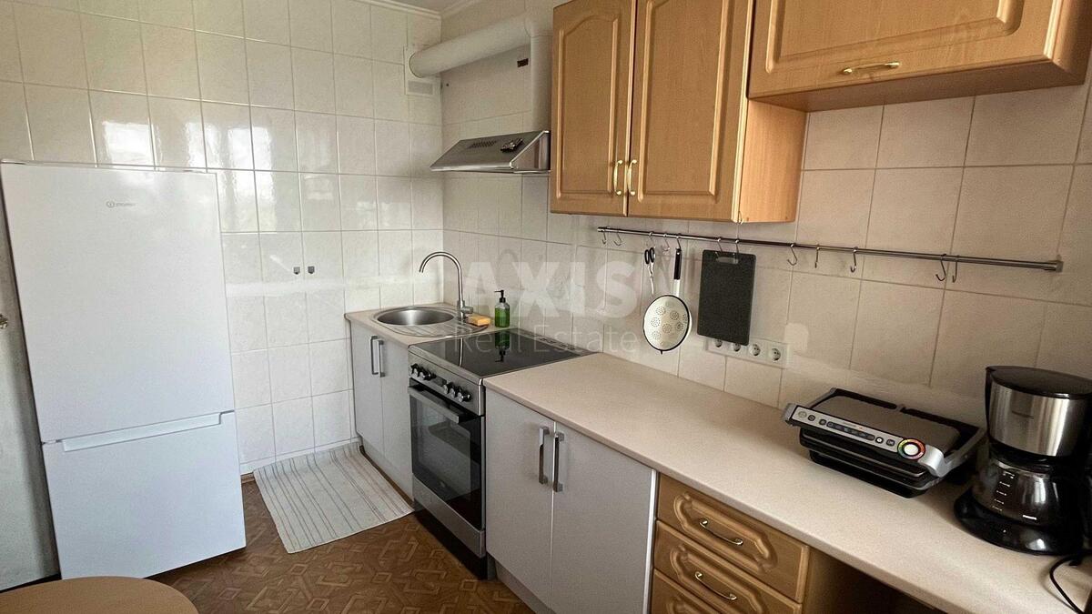 2к квартира ул. Полярная 8Е63845