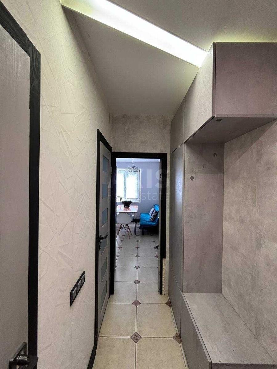1k apartment vul. Dragomanova 14А5