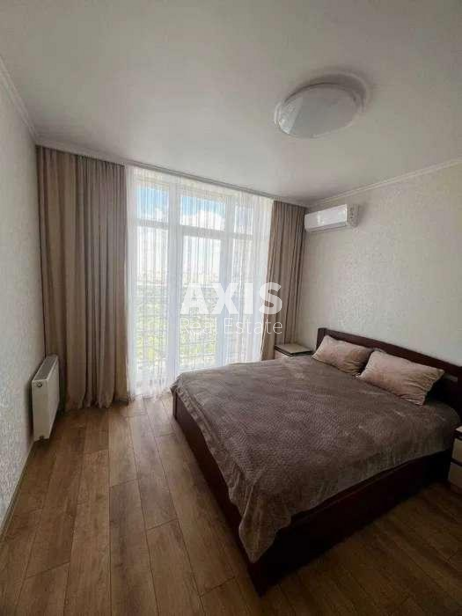 2k apartment vul. Sim'i' Kul'zhenkiv 331