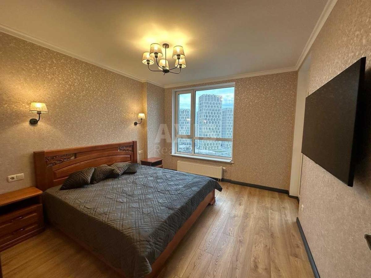 3k apartment vul. Osokors'ka 2А7