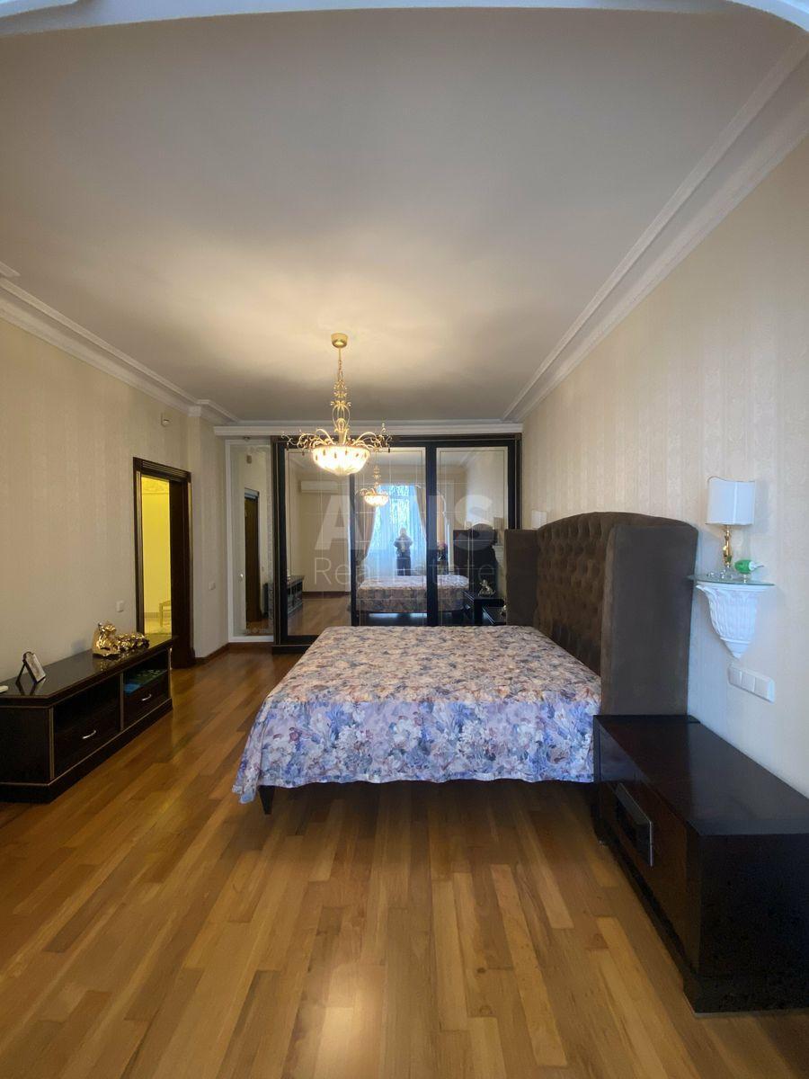 3к квартира спуск Кудрявский 3Б4