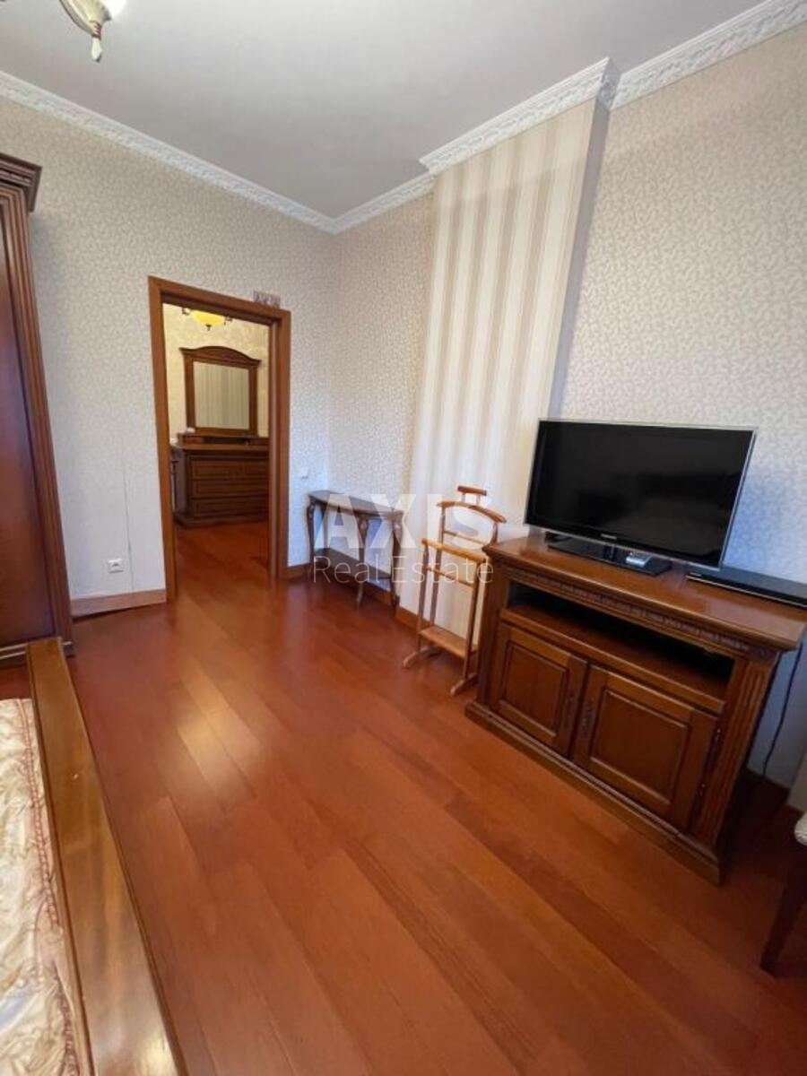 2k apartment vul. Skovorody Grygorija 64