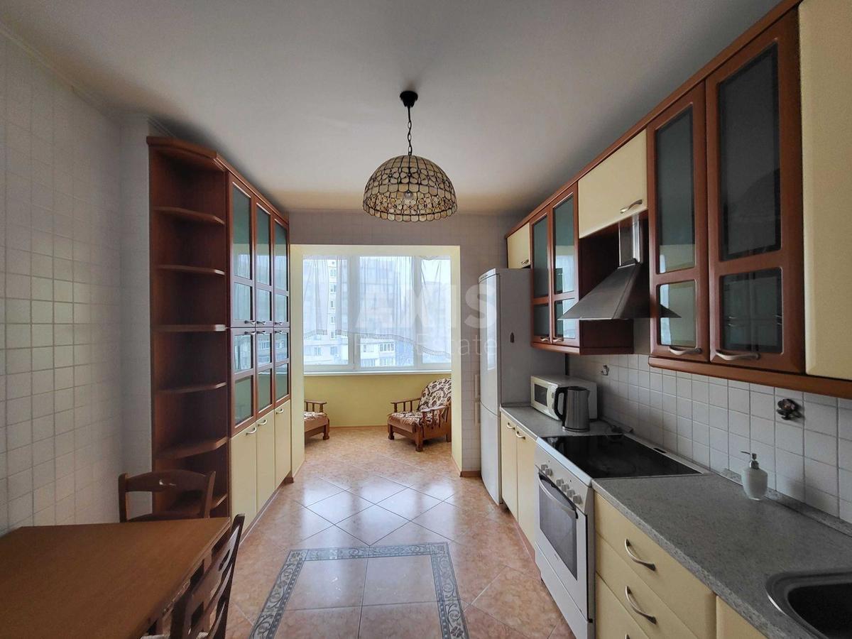 3k apartment vul. Mykil's'ko-Slobids'ka 2Б0