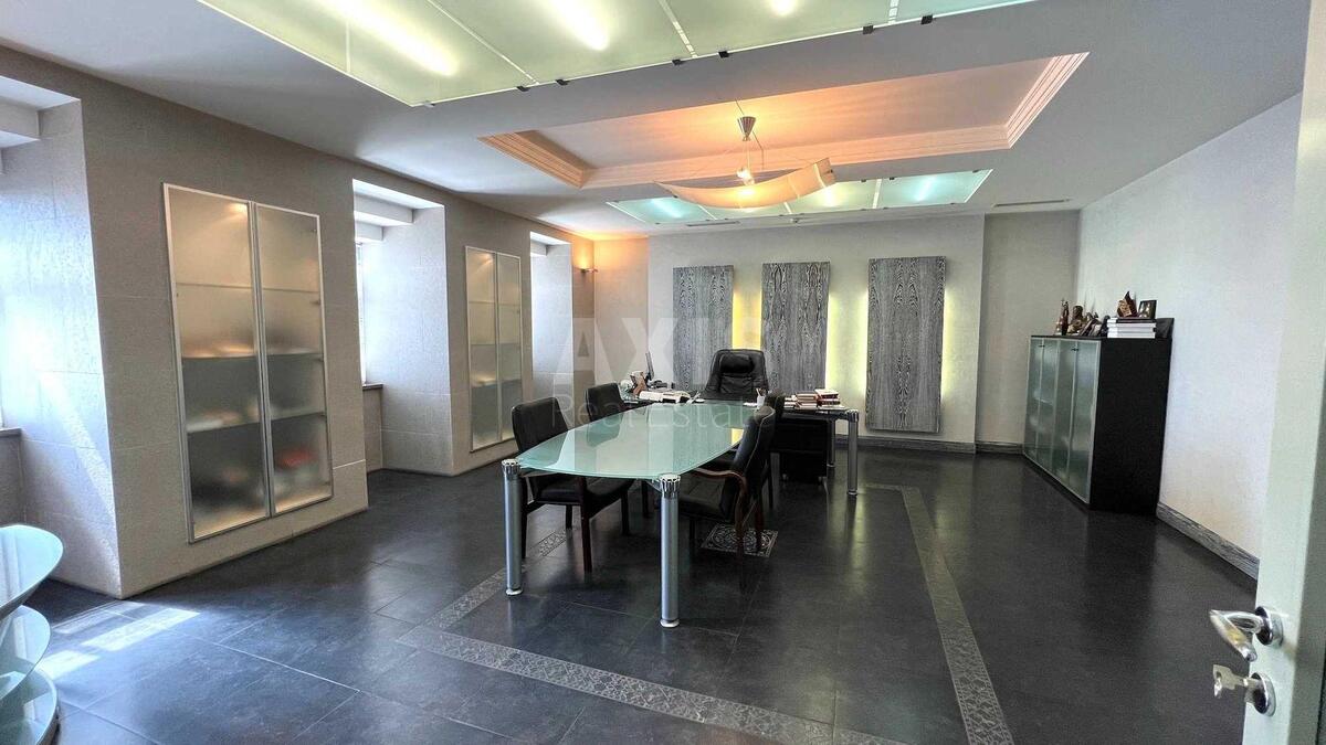 Office vul. Skovorody Grygorija 17, 1100m23
