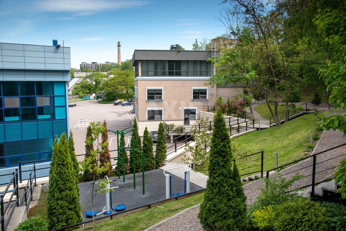 Office prov. Ohtyrs'kyj 7, 250m2571258