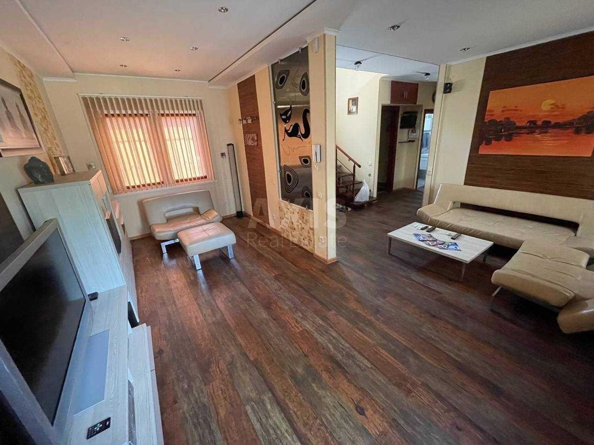 House vul. Ol'zhycha, 180m2, Kyiv city0