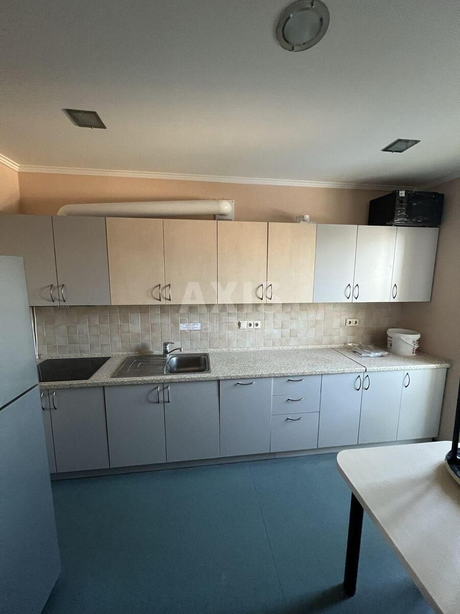 5k apartment vul. Borshhagivs'ka 145