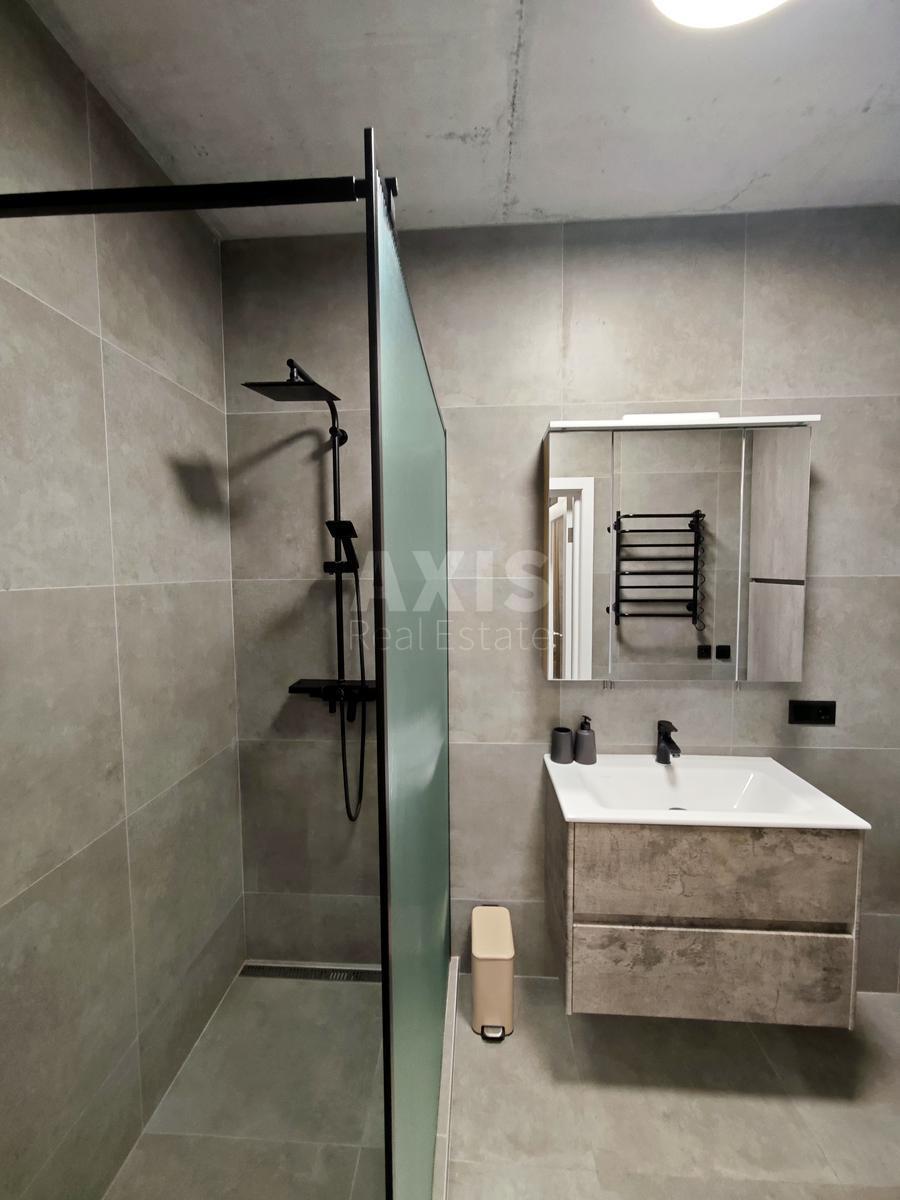 1k apartment vul. Revuc'kogo 40606639