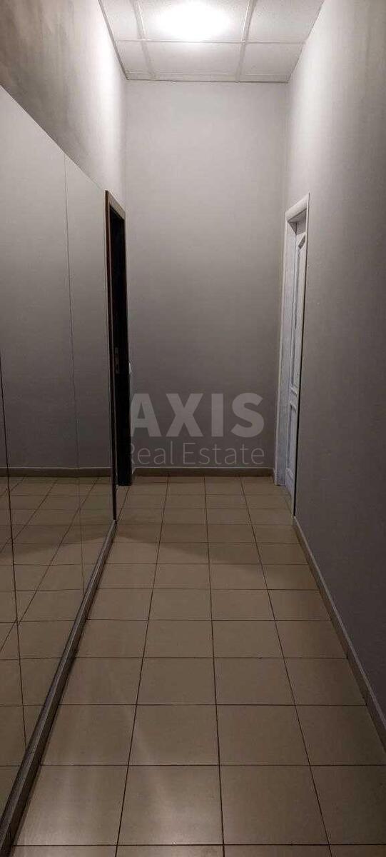 Office vul. Instytuts'ka 16, 562m2607091