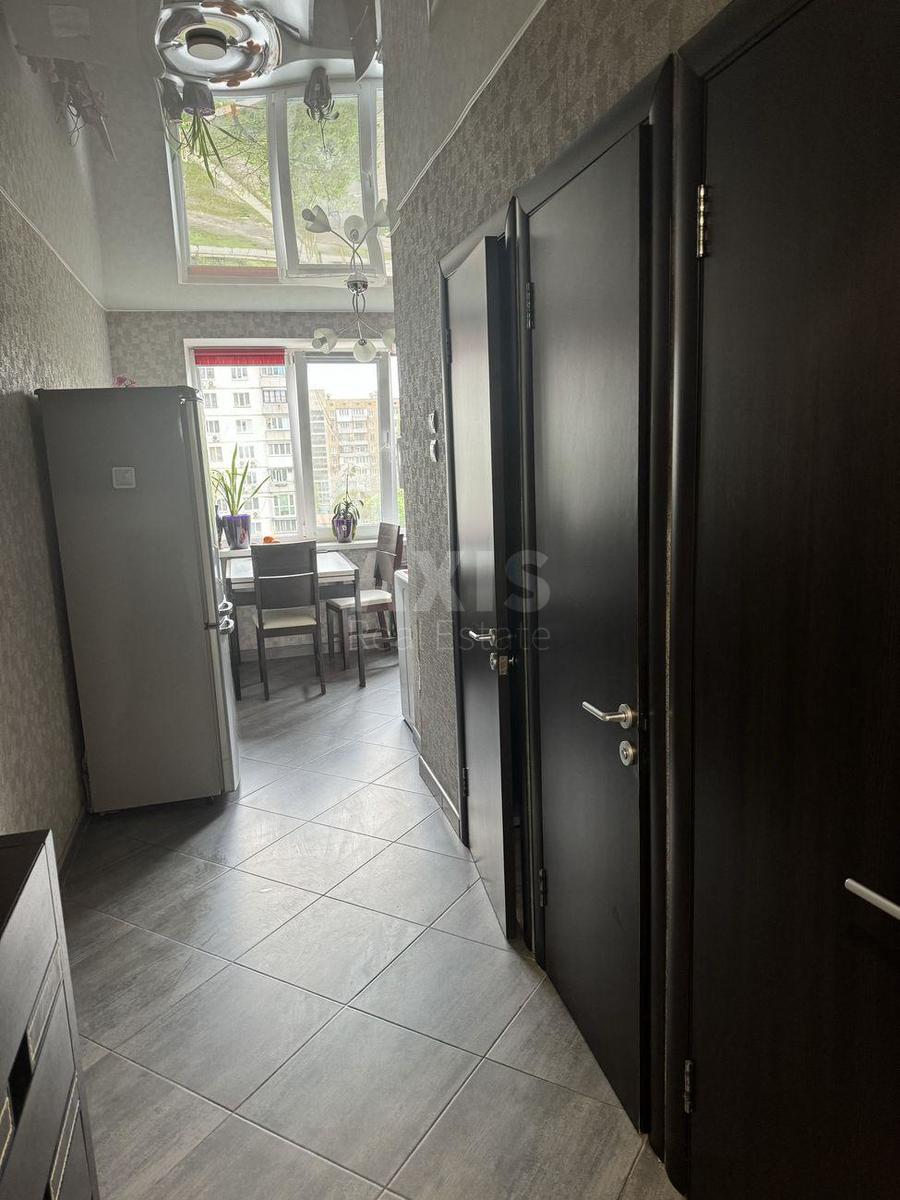 2k apartment vul. Malynovs'kogo Marshala 75