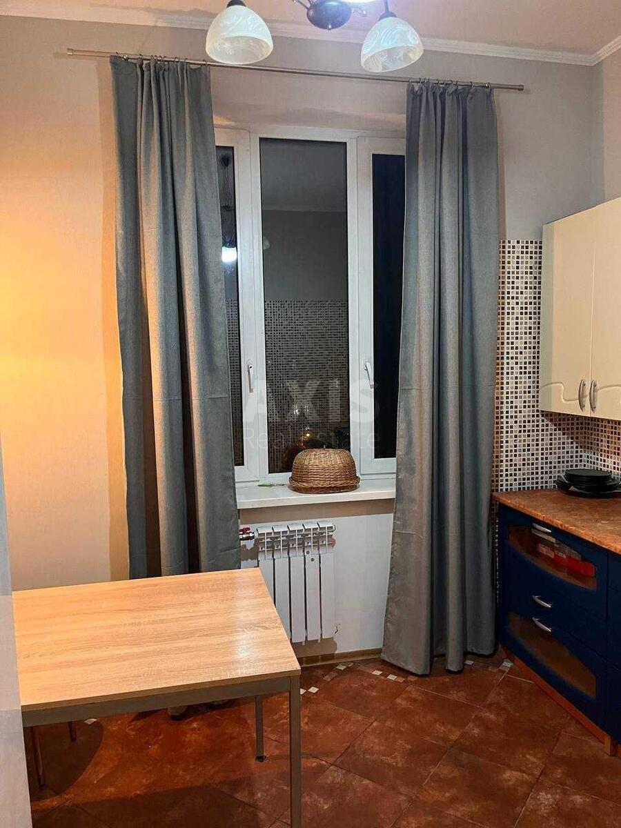 2k apartment vul. Piters'ka 1410