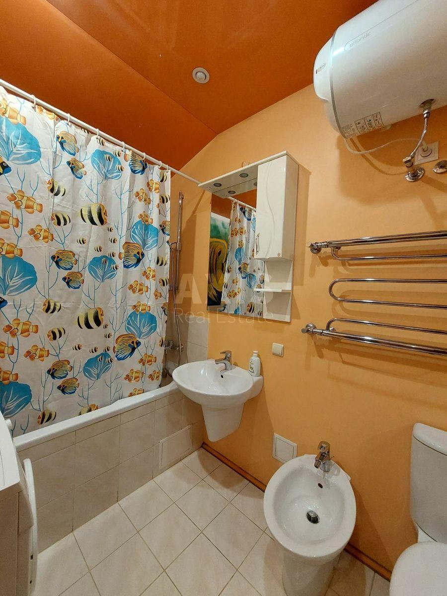 3k apartment pr-t Peremogy 45583078