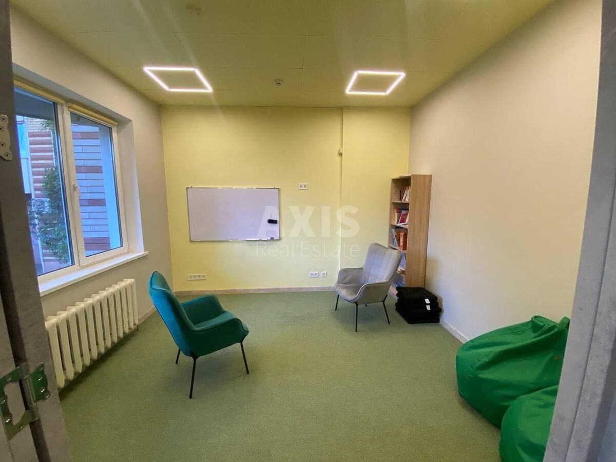 Trade object pr-t Grygorenka Petra 24, 10m2