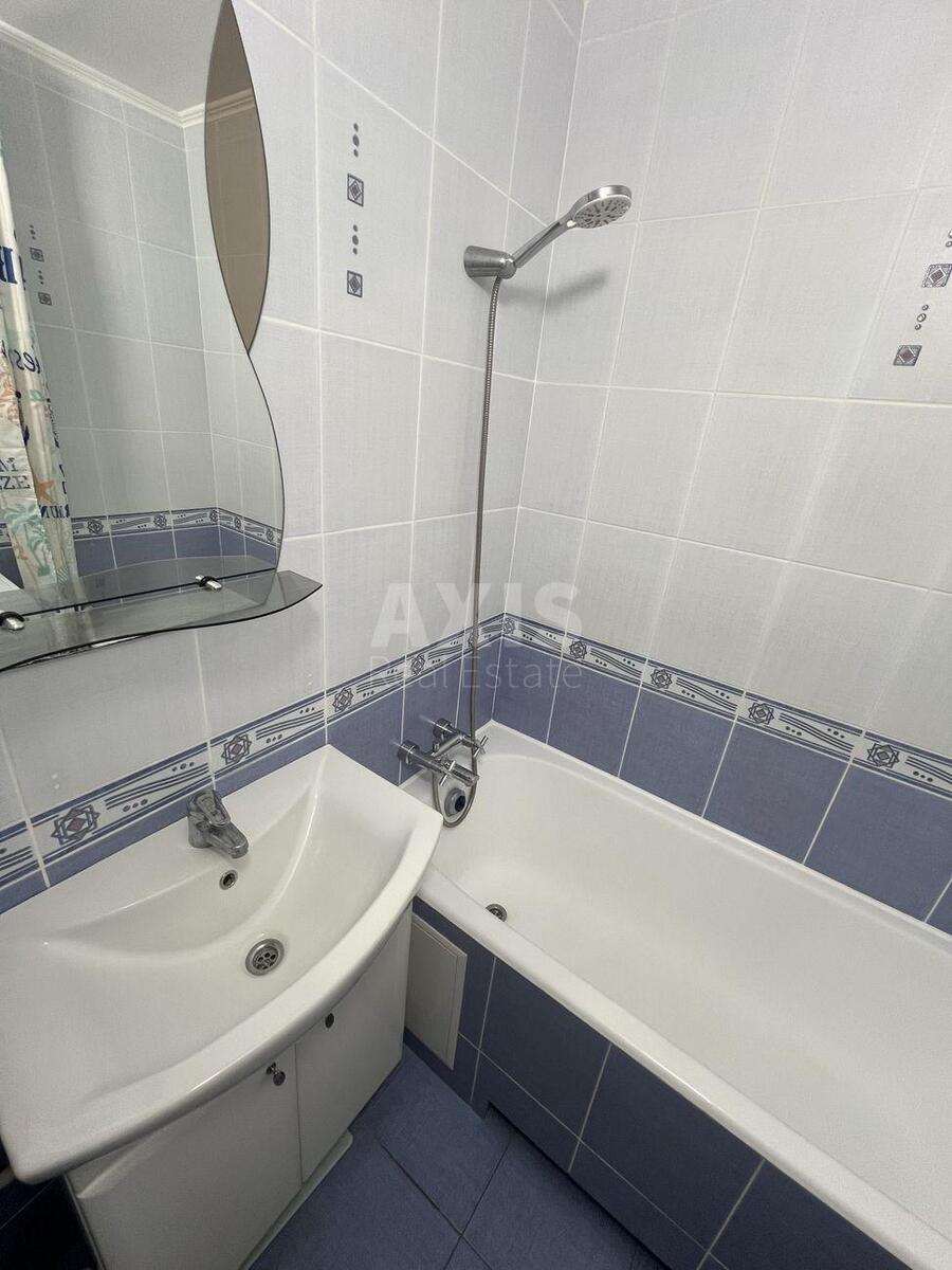 2k apartment vul. Trostjanec'ka 7В8
