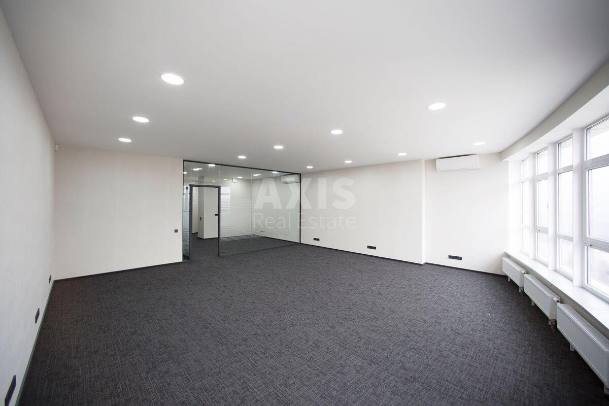 Office uzv. Klovs'kyj 7, 228m20