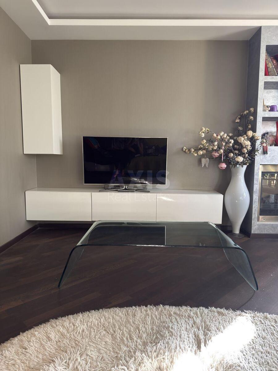 2к квартира бул. Дарницкий 8620559