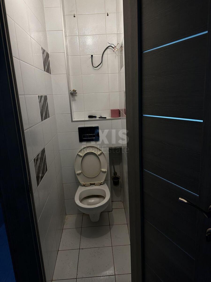 2k apartment vul. Bratyslavs'ka 163