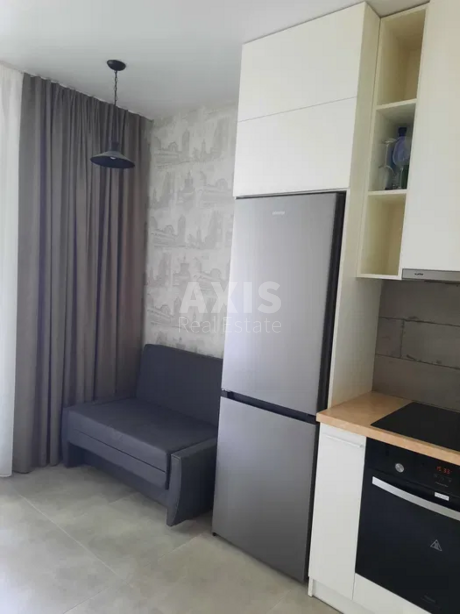 1k apartment vul. Kahovs'ka 601