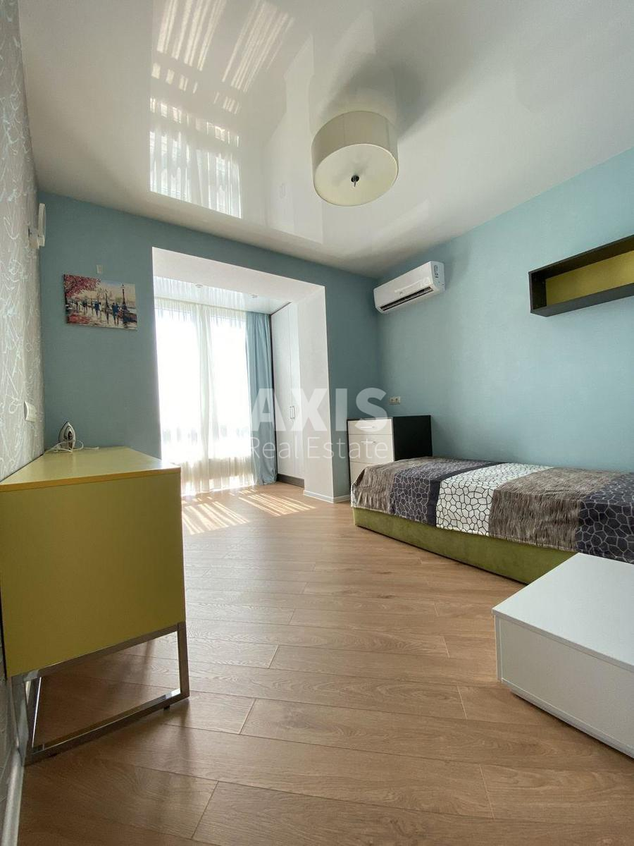 2k apartment vul. Patriarha Mstyslava Skrypnyka 48А4
