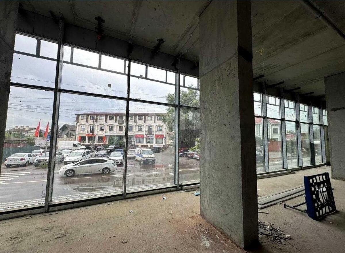 Office vul. Central'na 21, 900m2593284
