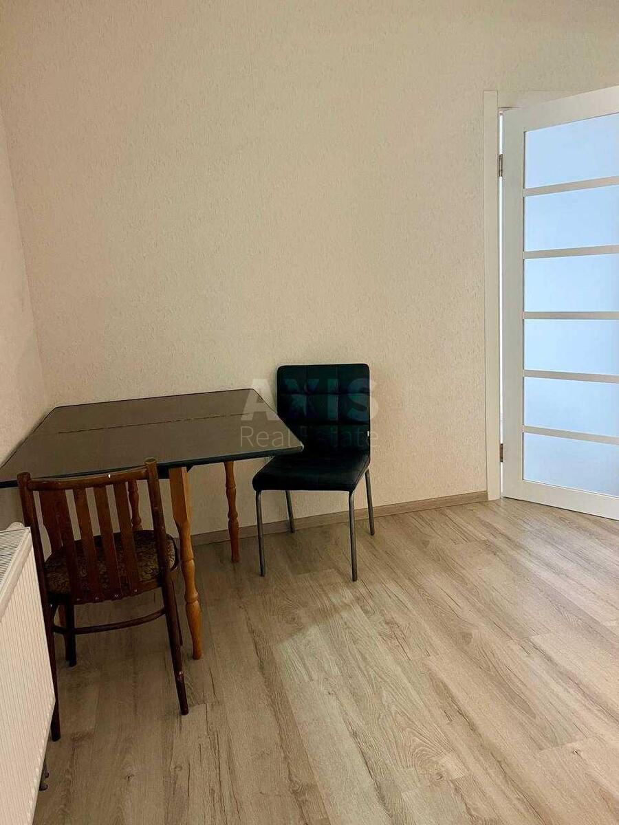 1k apartment prov. Baltijs'kyj 2310