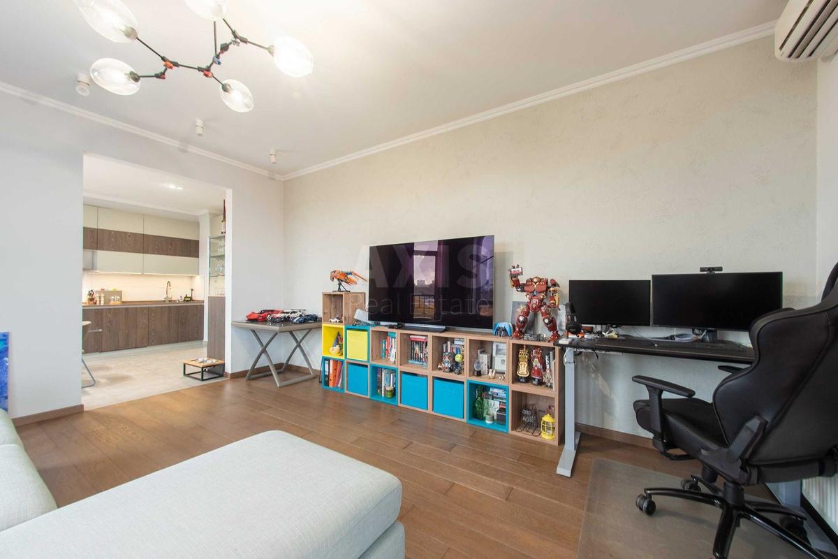 2k apartment vul. Malevycha Kazymyra 486