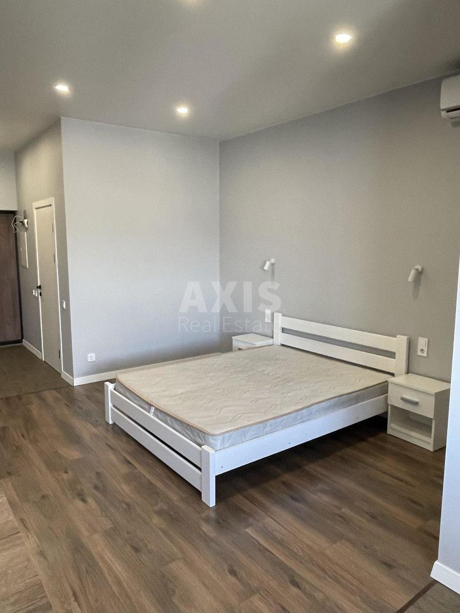 1k apartment vul. Velyka Vasyl'kivs'ka 18