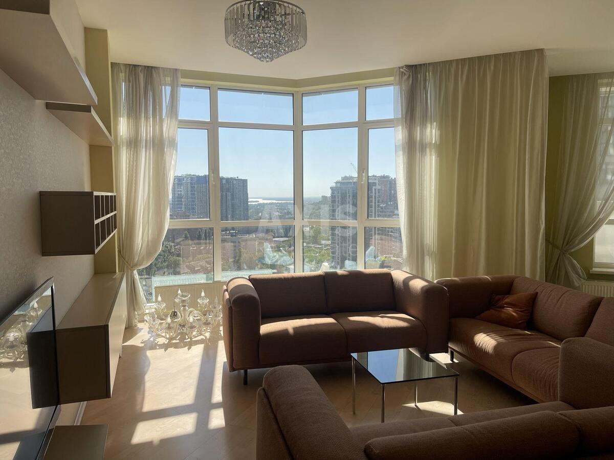 2k apartment vul. Dragomyrova Myhajla 18591950