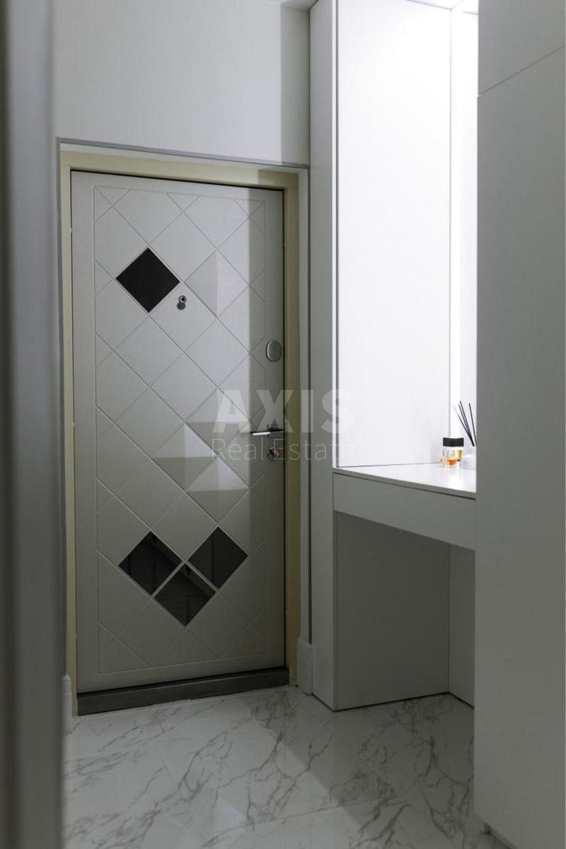 2k apartment vul. Myloslavs'ka 209
