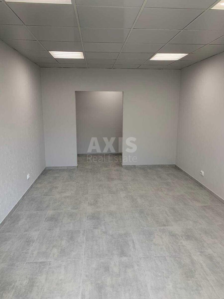 Trade object vul. Myloslavs'ka 39/48, 112m2595739