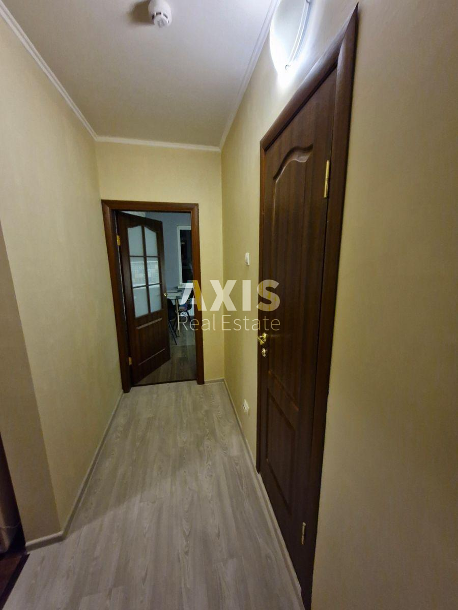 1k apartment vul. Rusovoi' Sofii' 34