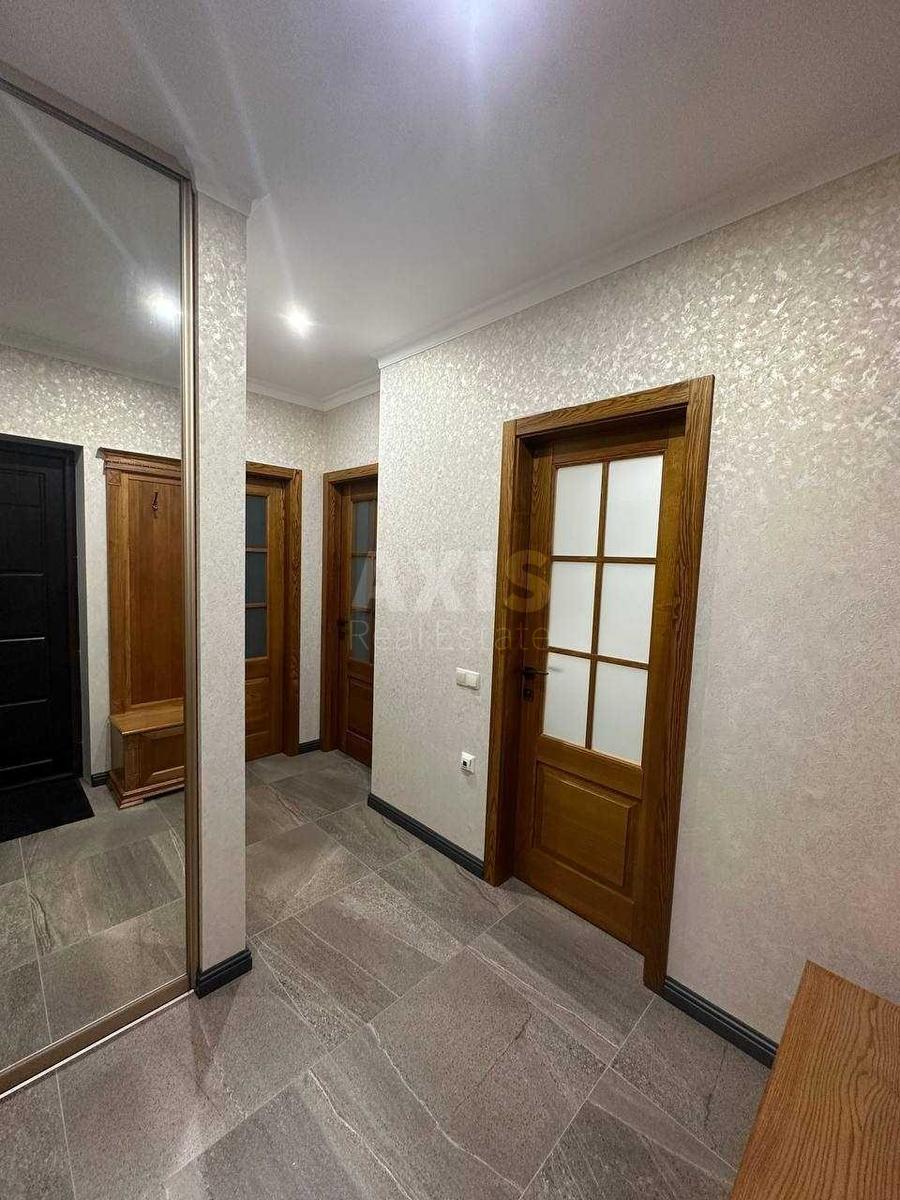 3k apartment vul. Osokors'ka 2А11