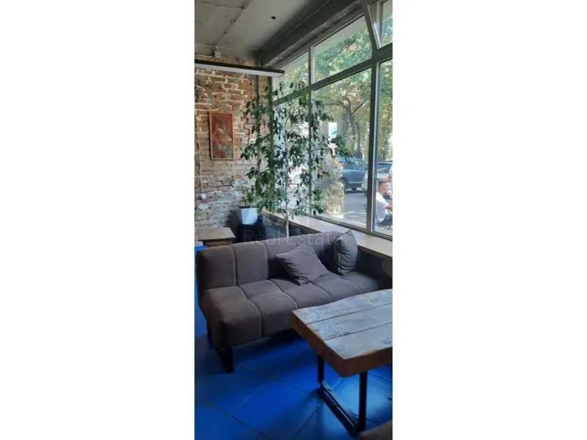 Trade object vul. Suvorova 18/20, 132m2599573