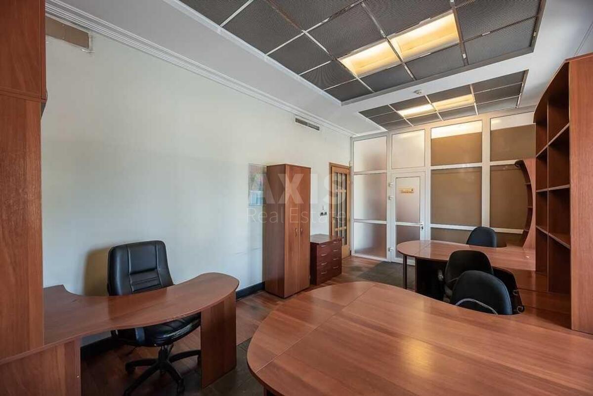 Office vul. Skovorody Grygorija 17, 1100m27
