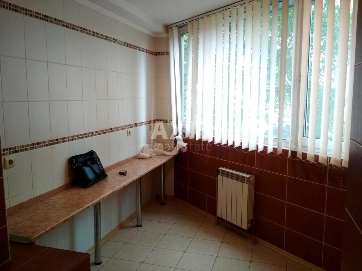 3к квартира ул. Драгоманова 8А1