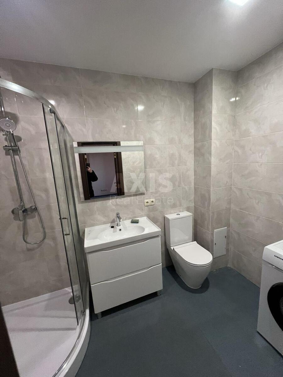 5k apartment vul. Borshhagivs'ka 1453