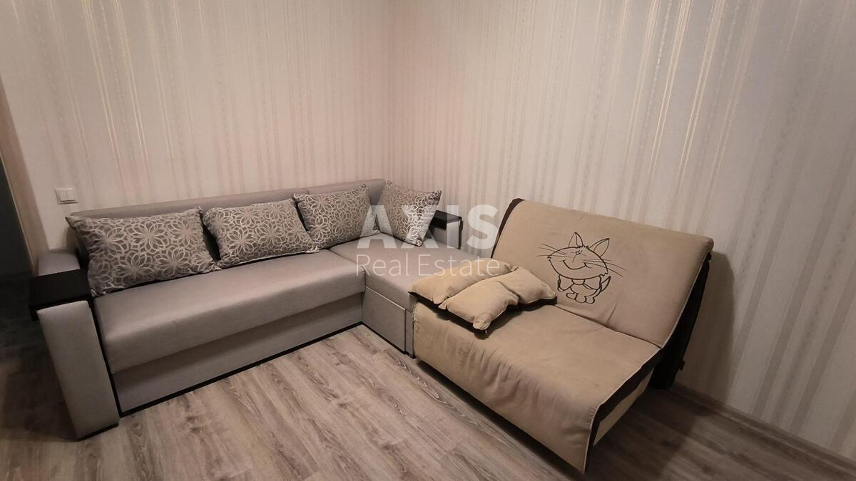 1k apartment vul. Kashtanova 110