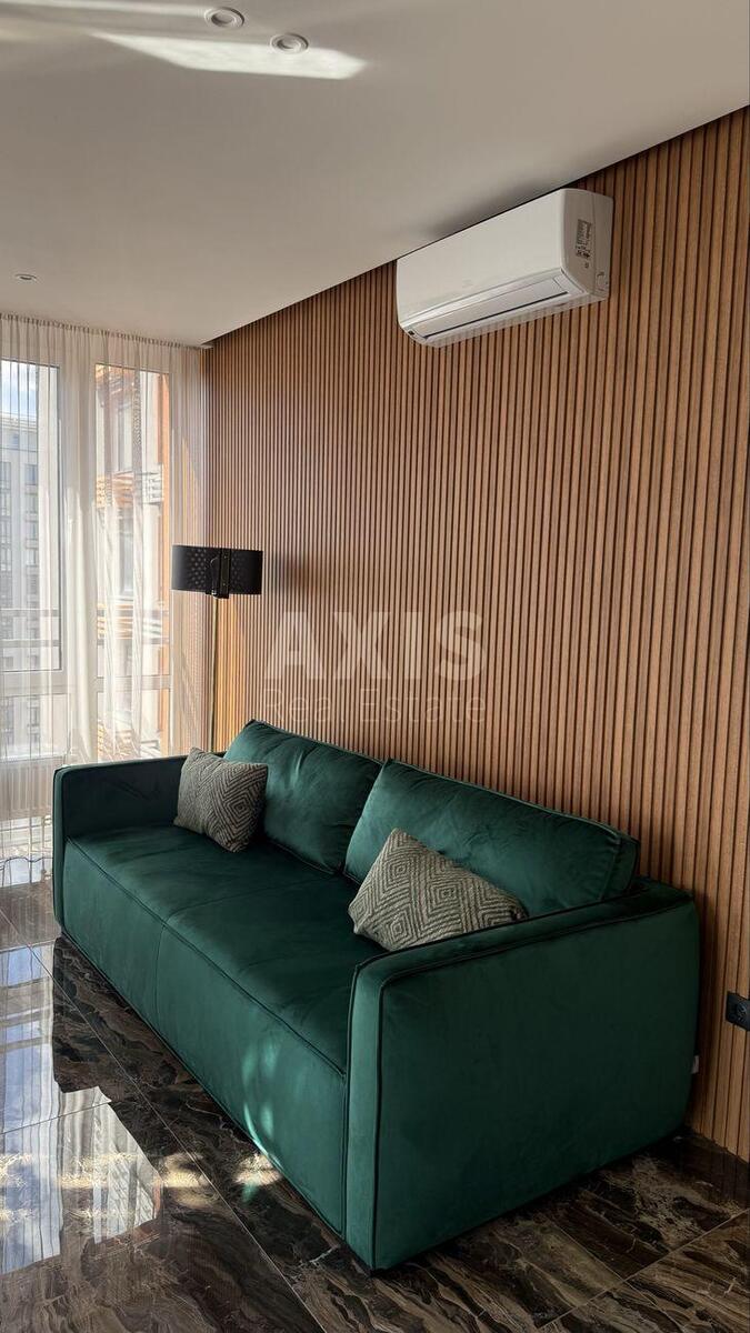 3k apartment nab. Dniprovs'ka 18606640