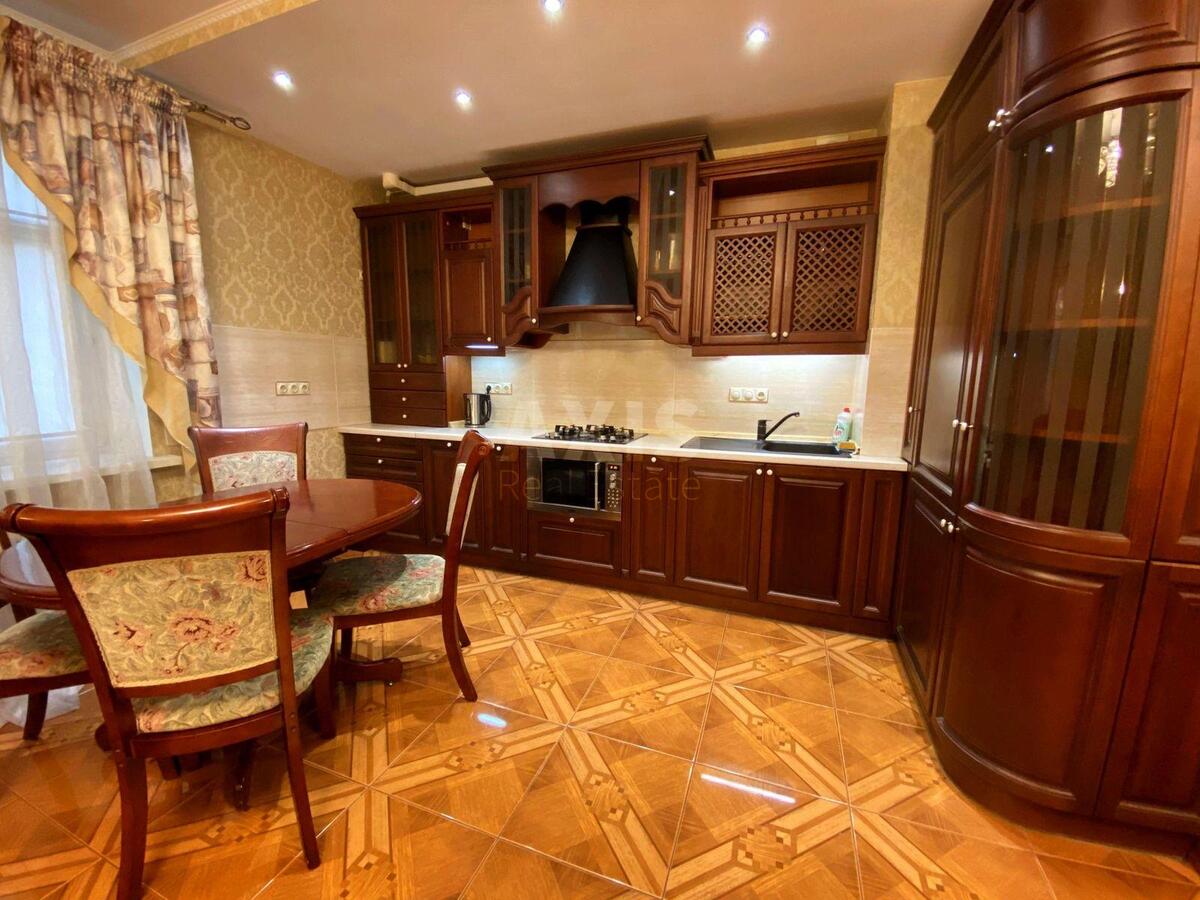 1k apartment prov. Jaroslavs'kyj 7/9563871
