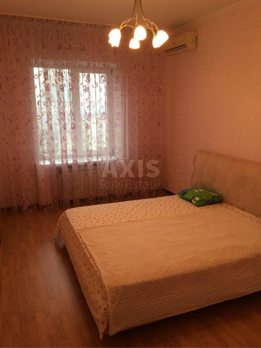 2k apartment vul. Dmytrivs'ka 696