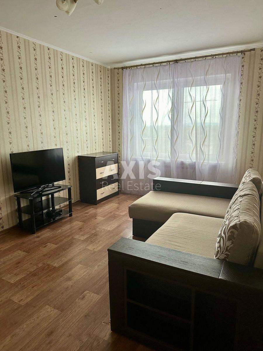 2k apartment vul. Vashhenka Grygorija 11