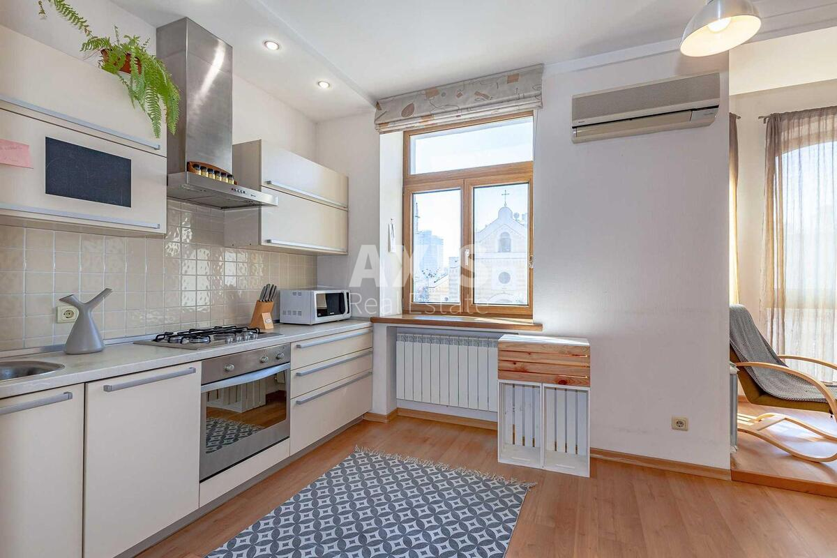 3k apartment vul. Ljuterans'ka 21617250